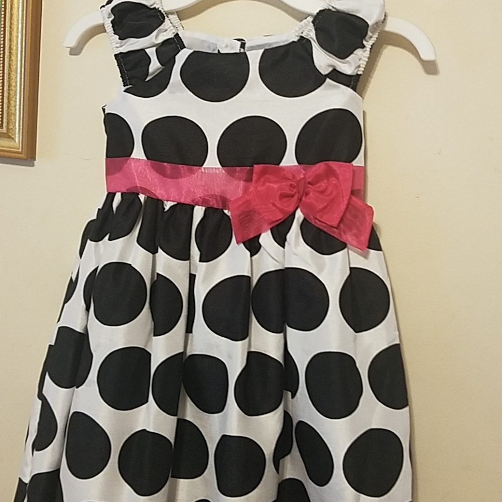 Girls dress
